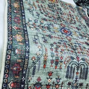 Floral Patterned Runner